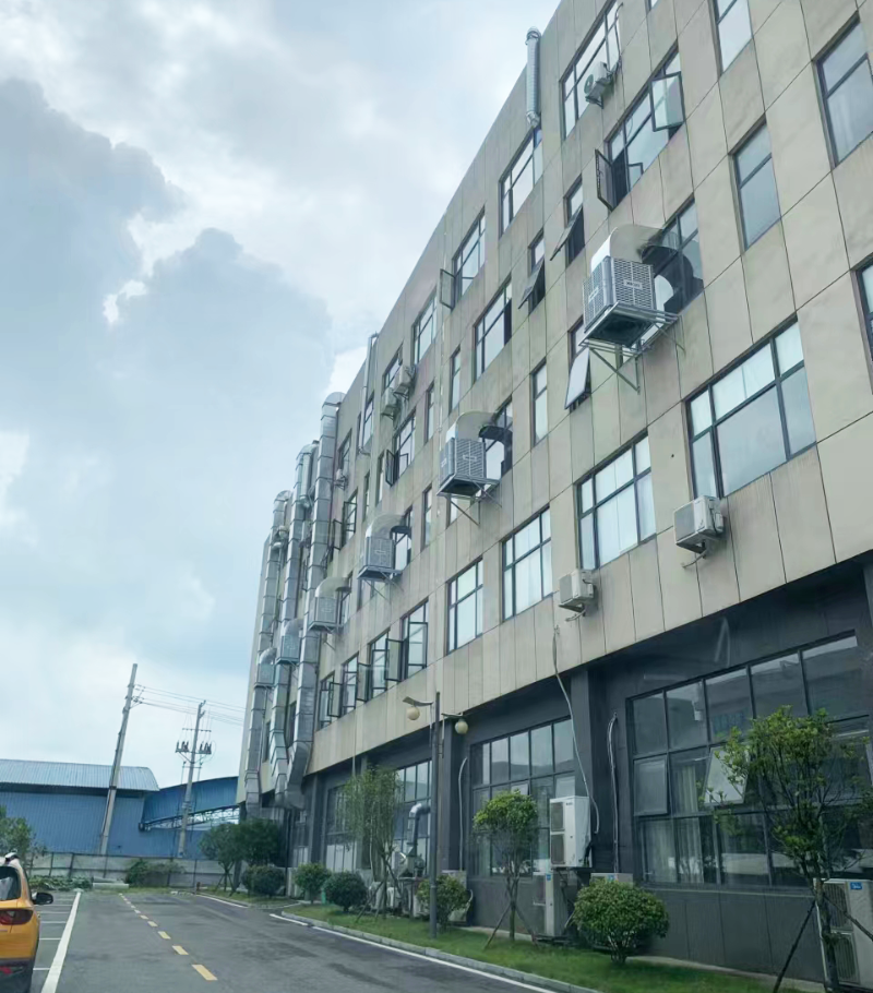 環?？照{給電商倉庫降溫通風案例